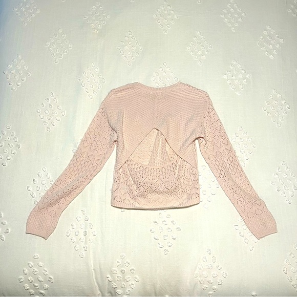 Light Pink Backless Sweater - Picture 2 of 5
